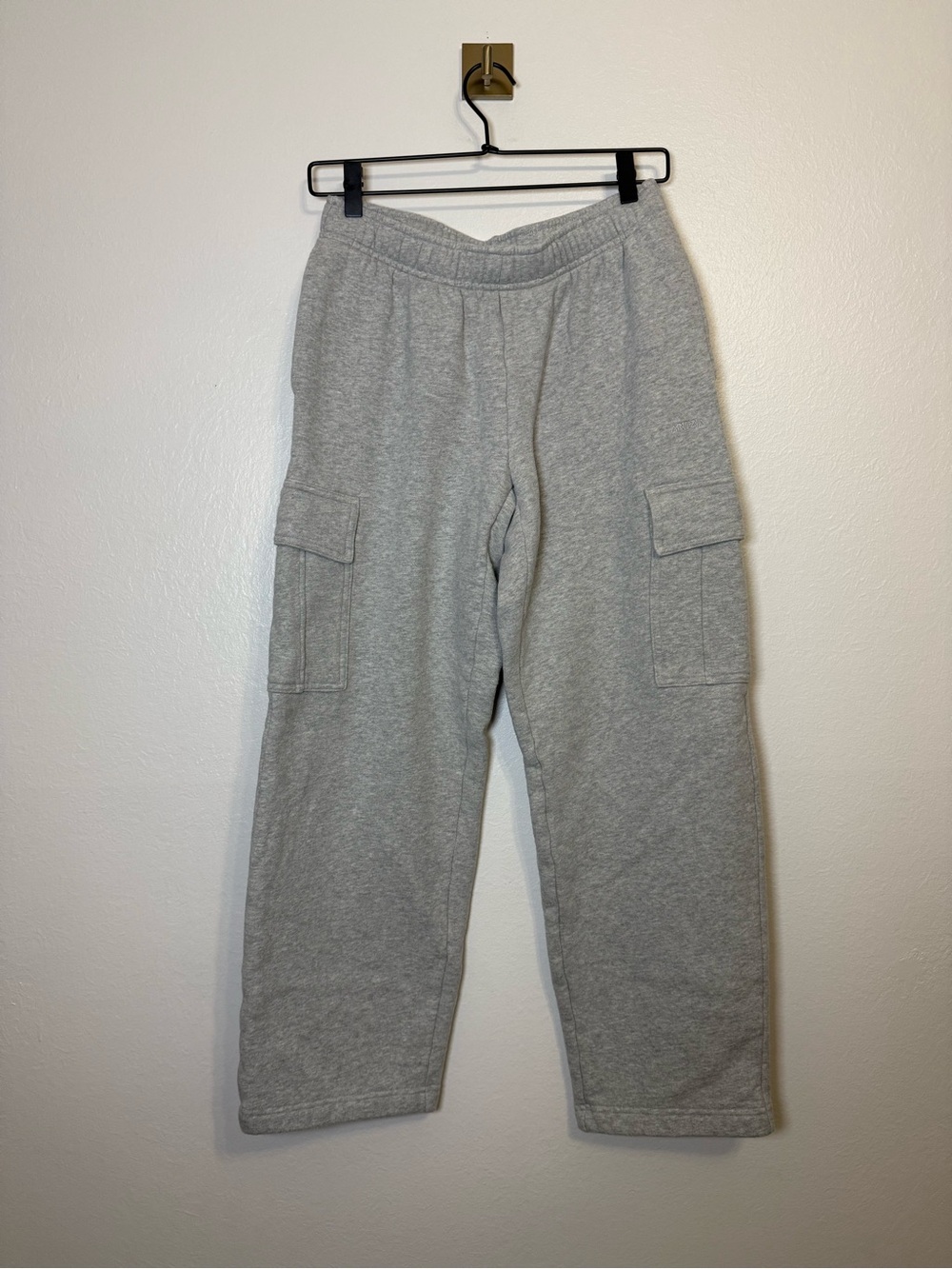 Aritzia Cozy Sweatfleece Mega Cargo™ Sweatpant - Picture 2 of 7